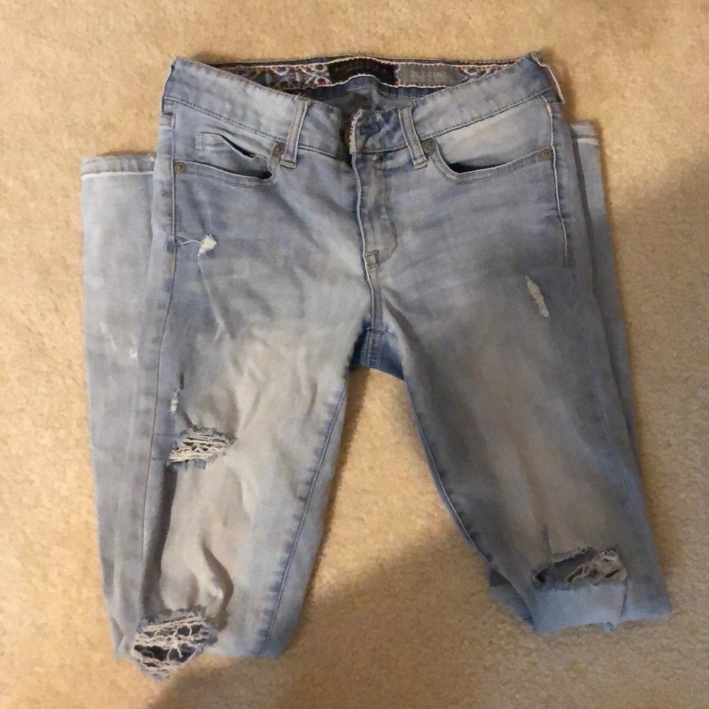 Aeropostale lightly ripped jegging size 0